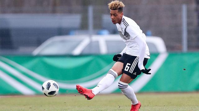 MK体育app-像哥哥那样改投德国队，但小恩梅沙的前路不会平坦